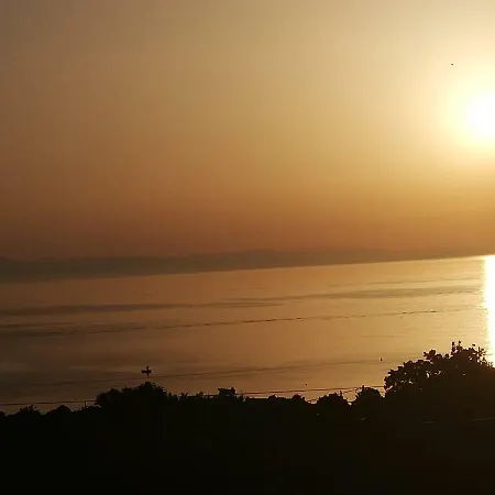 Sarantopoyloy Eleni 度假居 Tirós