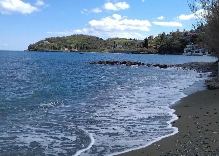 Sarantopoyloy Eleni Tirós